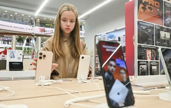 От Apple ждут новый айфон в винтажном дизайне