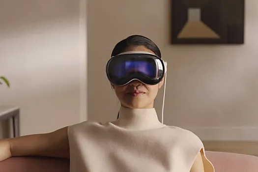 В шлем смешанной реальности Apple Vision Pro добавили русский язык